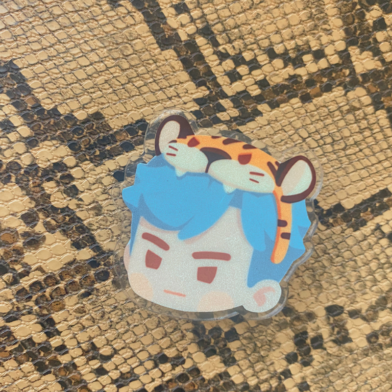 V Tigger Pop Socket